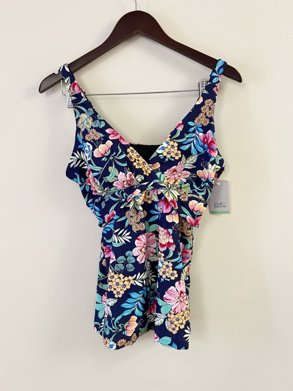 Croft & Barrow Blue Tropical Floral Wrap V-neck Tankini Top NEW Medium NEW